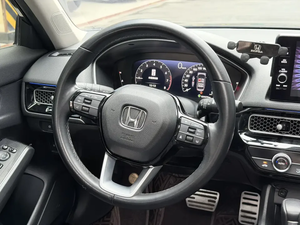 Honda Integra 240TURBO CVT Deluxe Edition 2023 — миниатюра 3
