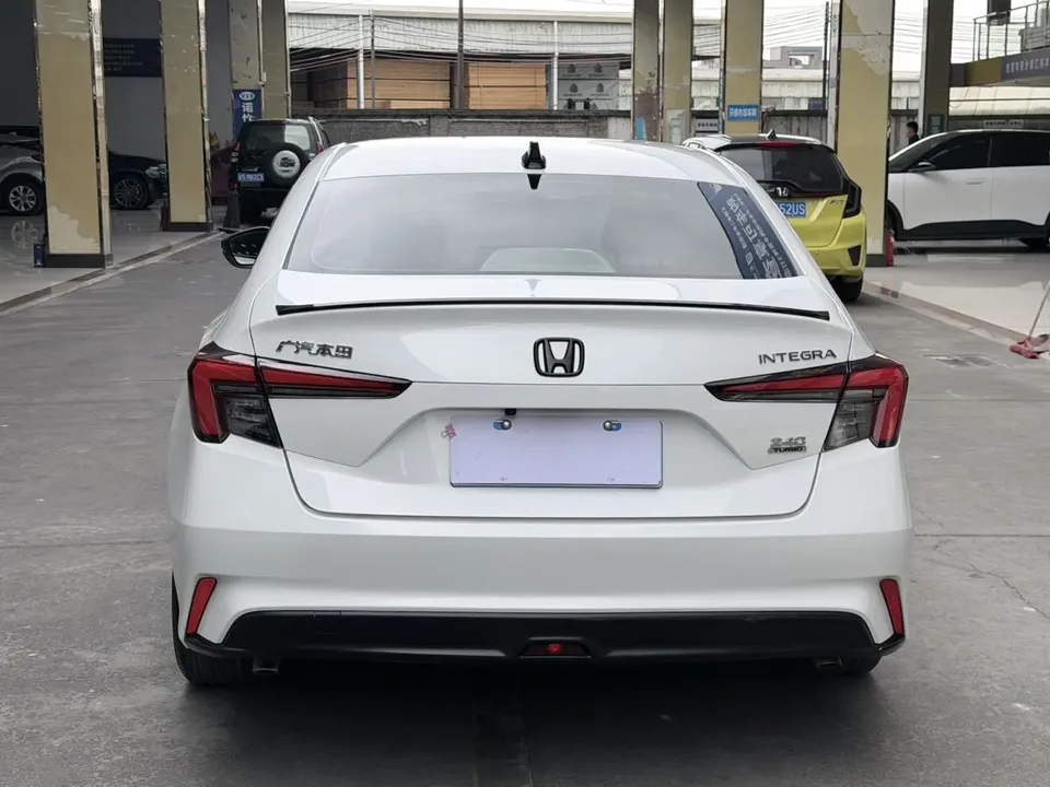 Honda Integra 240TURBO CVT Deluxe Edition 2024 — миниатюра 5