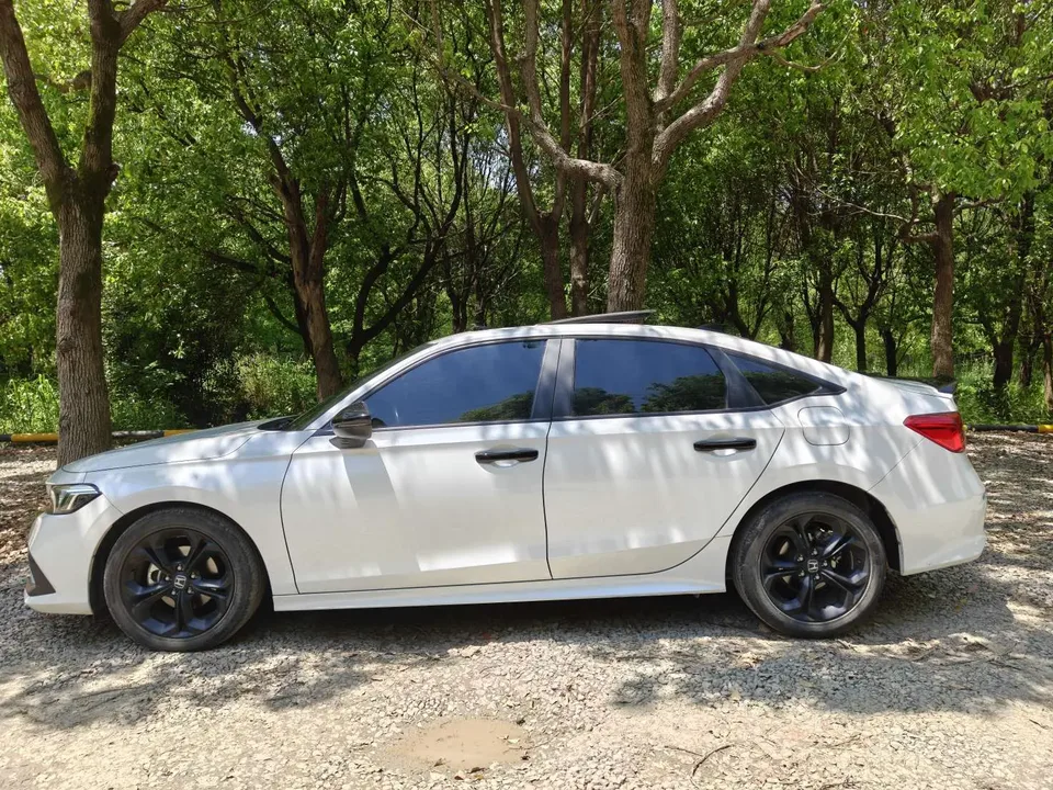 Honda CIVIC 2022 Civic 240TURBO CVT Engine Edition 2022 — миниатюра 4