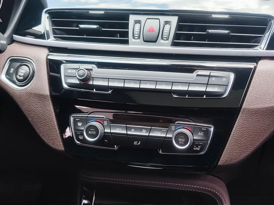 BMW X1 BMW X1 2022 sDrive20Li Exclusive Model 2022 — миниатюра 4