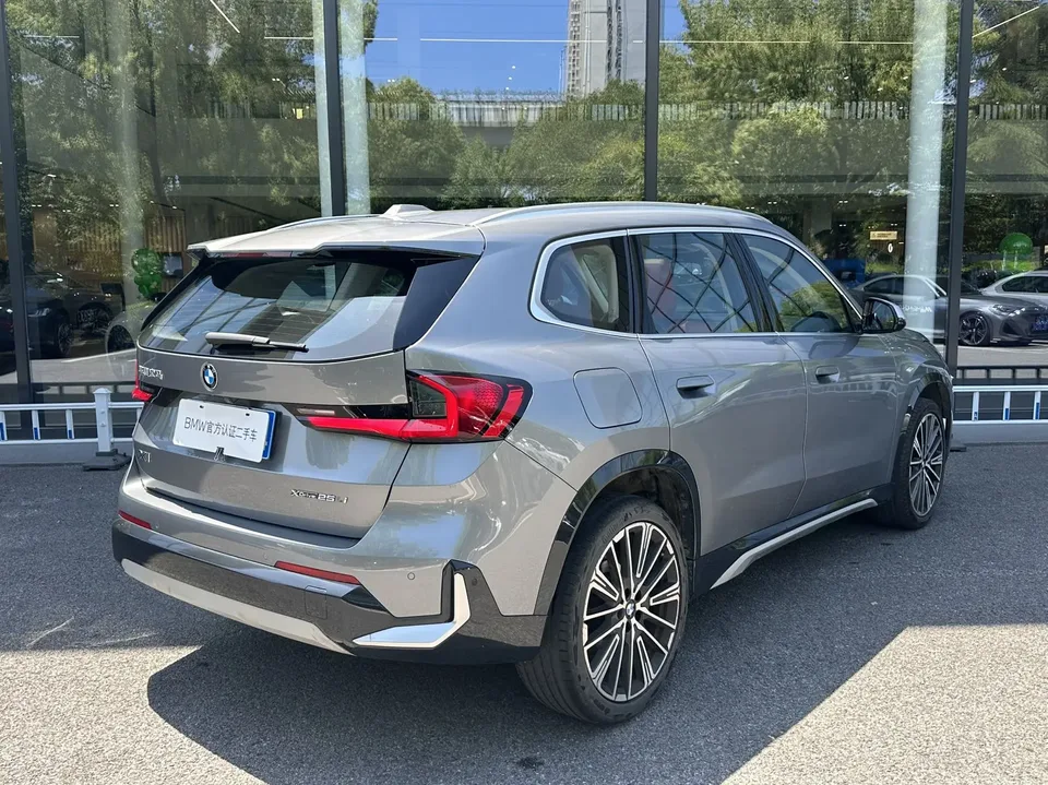 BMW X1 xDrive25Li X Design Package 2023 — миниатюра 2