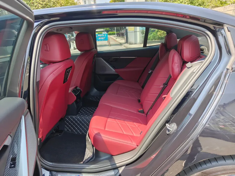BMW 5 Series 5 Series 2025 BMW 5 Series 2025 525Li M Sport Package 2025 — thumbnail 3