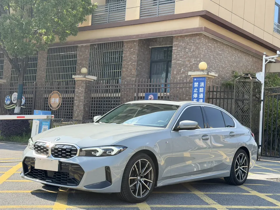BMW 3 Series 2025