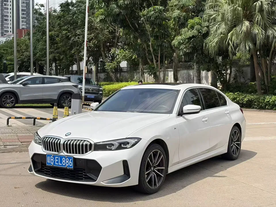 BMW 3 Series 2023