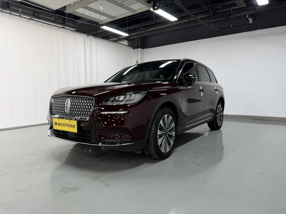 Lincoln Adventurer 2022
