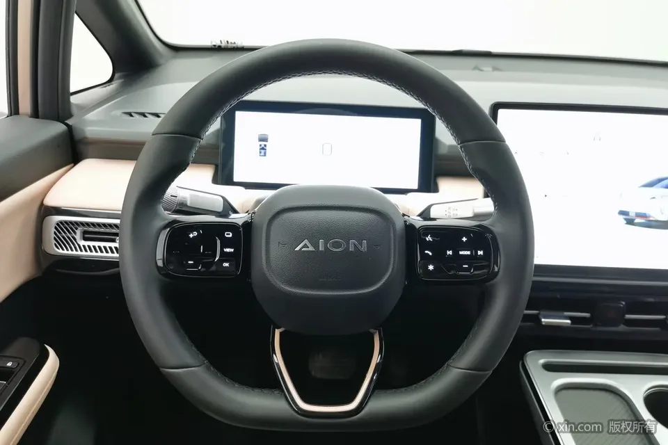 AION Y PLUS 70 Smart Edition 2022 — миниатюра 3