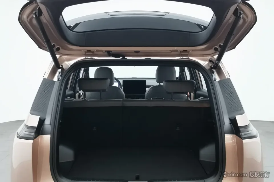 AION Y PLUS 70 Smart Edition 2022 — миниатюра 4