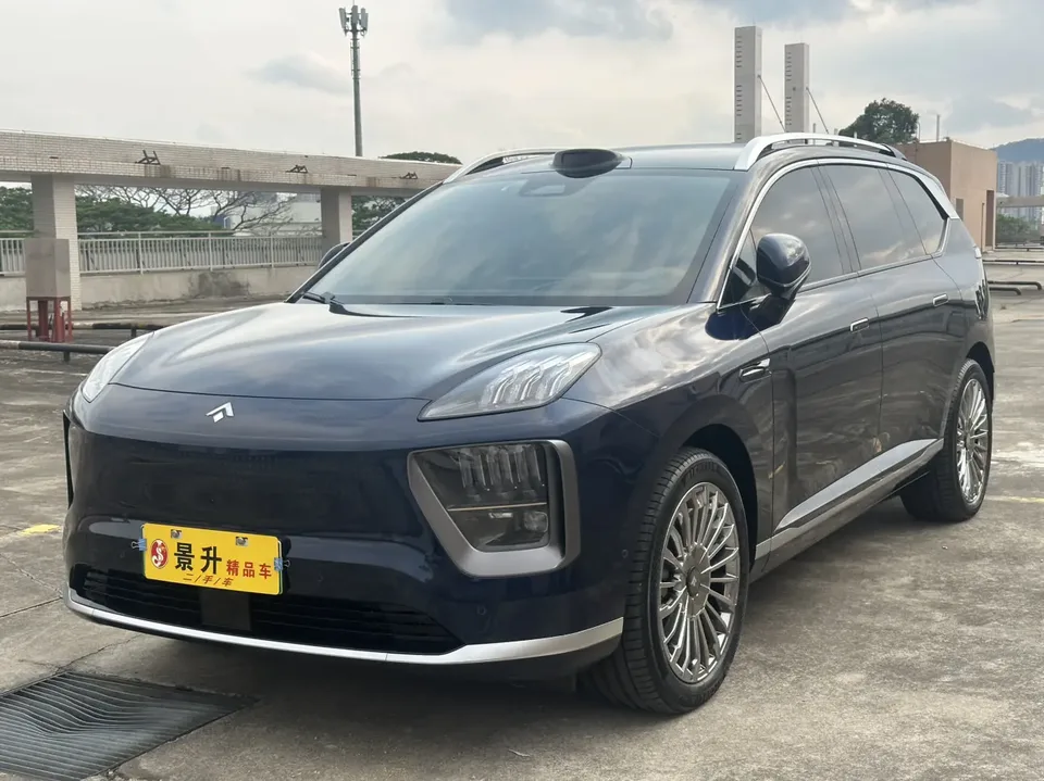 GAC Trumpchi Haobo Haobo HL Haobo HL 2025 700 Ultra 6-seat 4WD LiDAR Edition 2025 — photo 1, buy with delivery to Moscow