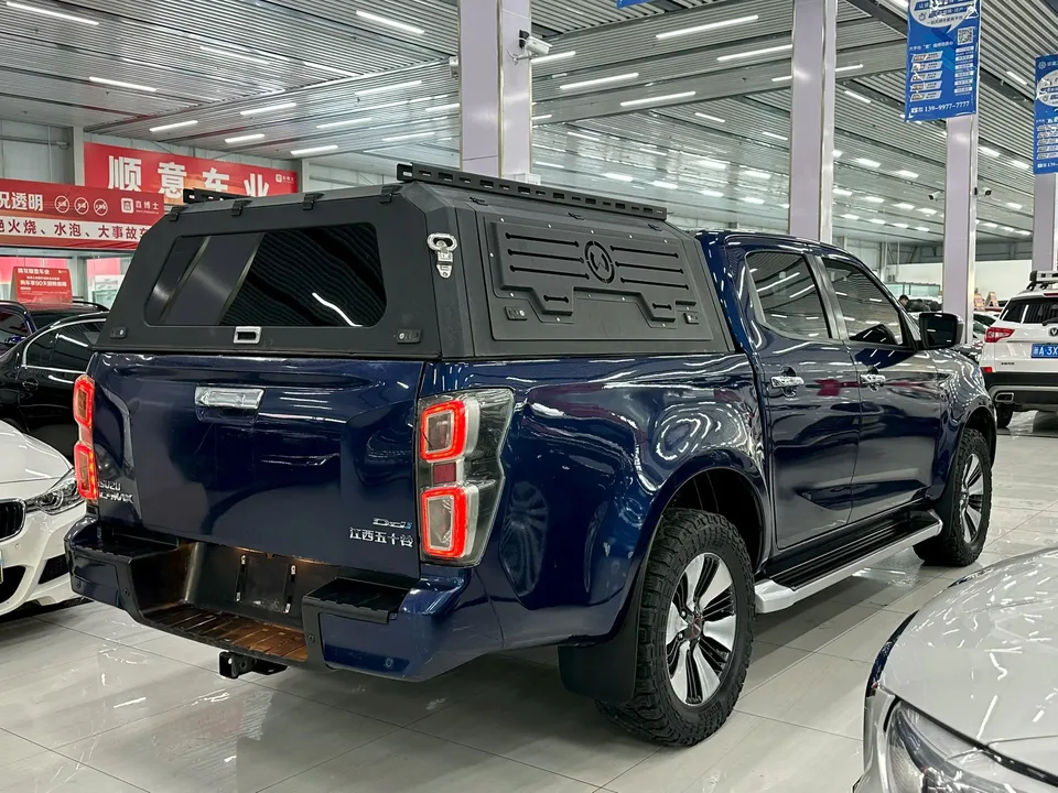 Isuzu D-Max 1.9T automatic four-wheel drive diesel Global smooth collar RZ4E 2022 — миниатюра 4