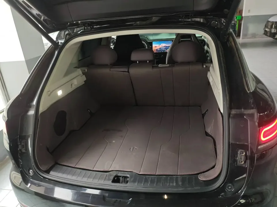 Leapmotor Zero running C11 Pure Electric 580 Premium Edition 2024 — миниатюра 3