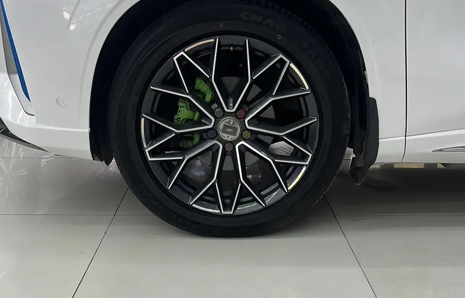 Oshan Changan Auchan Z6 iDD new energy Smart Electric iDD 150KM Flagship Model 2023 — миниатюра 5