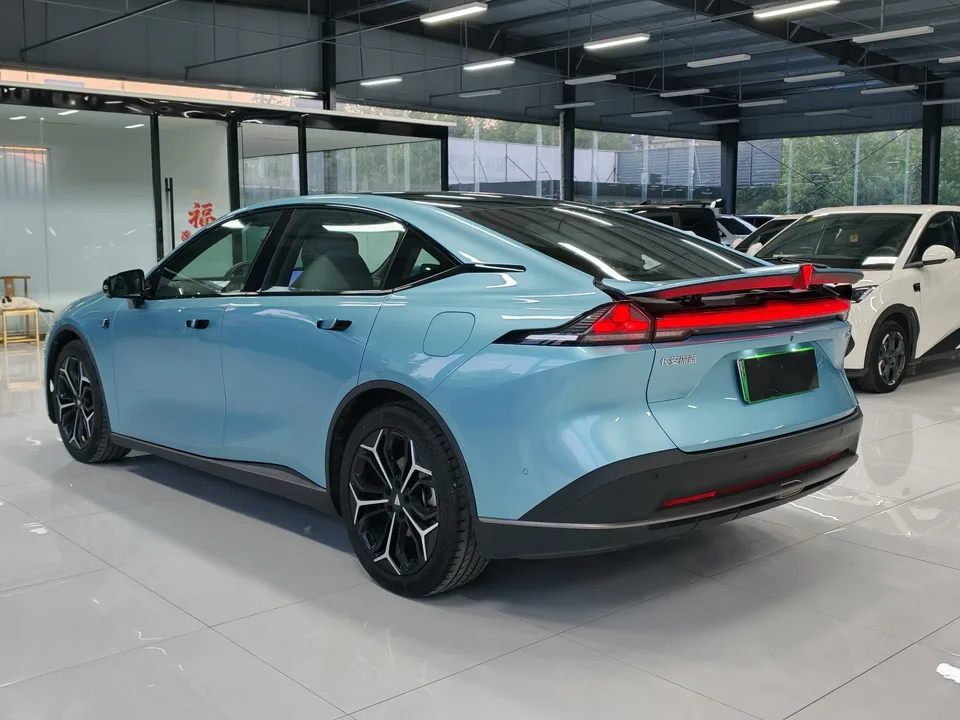 Deepal dark blue L07 230Max Qiankun Intelligent Driving ADS SE Edition 2024 — миниатюра 2