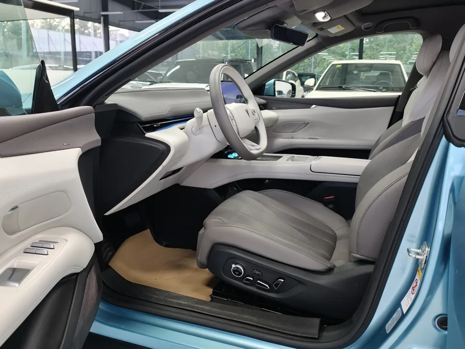Deepal dark blue L07 230Max Qiankun Intelligent Driving ADS SE Edition 2024 — миниатюра 3