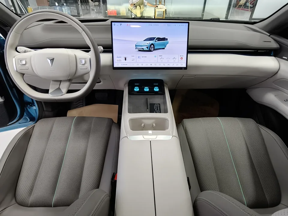 Deepal dark blue L07 230Max Qiankun Intelligent Driving ADS SE Edition 2024 — миниатюра 5