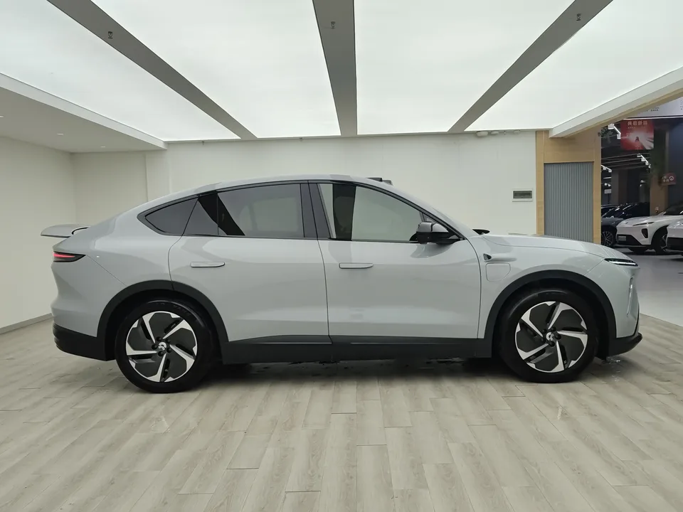 NIO EC7 NIO EC7 2023 75kWh 2023 — thumbnail 2