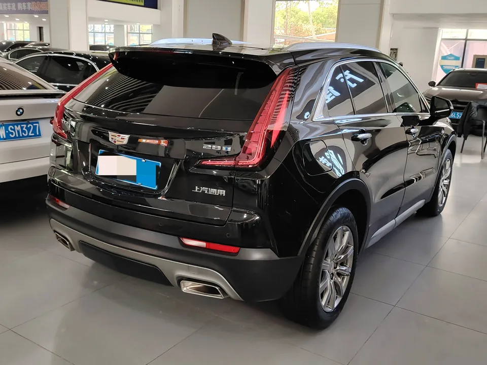 Cadillac XT4 Cadillac XT4 2022 28T two-wheel drive premium model 2022 — миниатюра 2