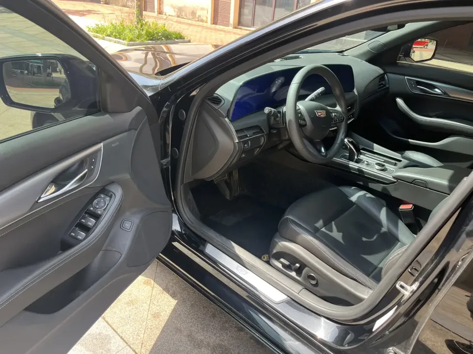 Cadillac CT5 Cadillac CT5 2024 28T Luxury Pro 2024 — миниатюра 5