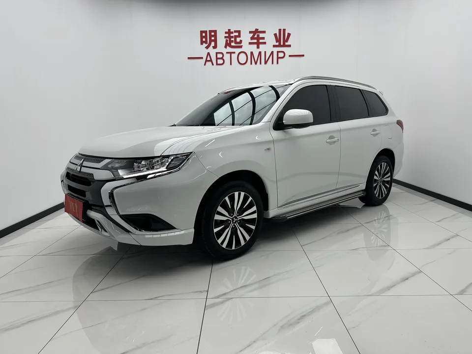 Mitsubishi Outlander 2022