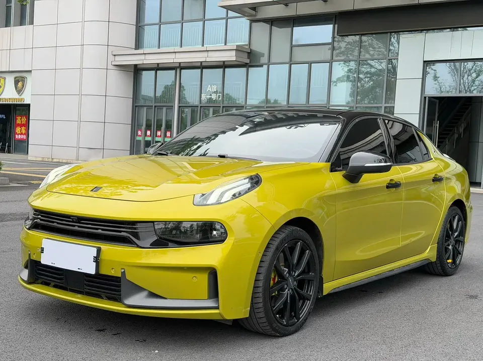 Lynk & Co 03 2022