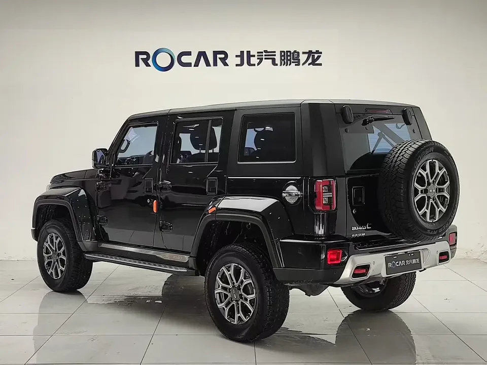 BAIC Beijing Off-road BJ40 2.0T Automatic 4WD City Hunter Glory Edition 2024 — миниатюра 2