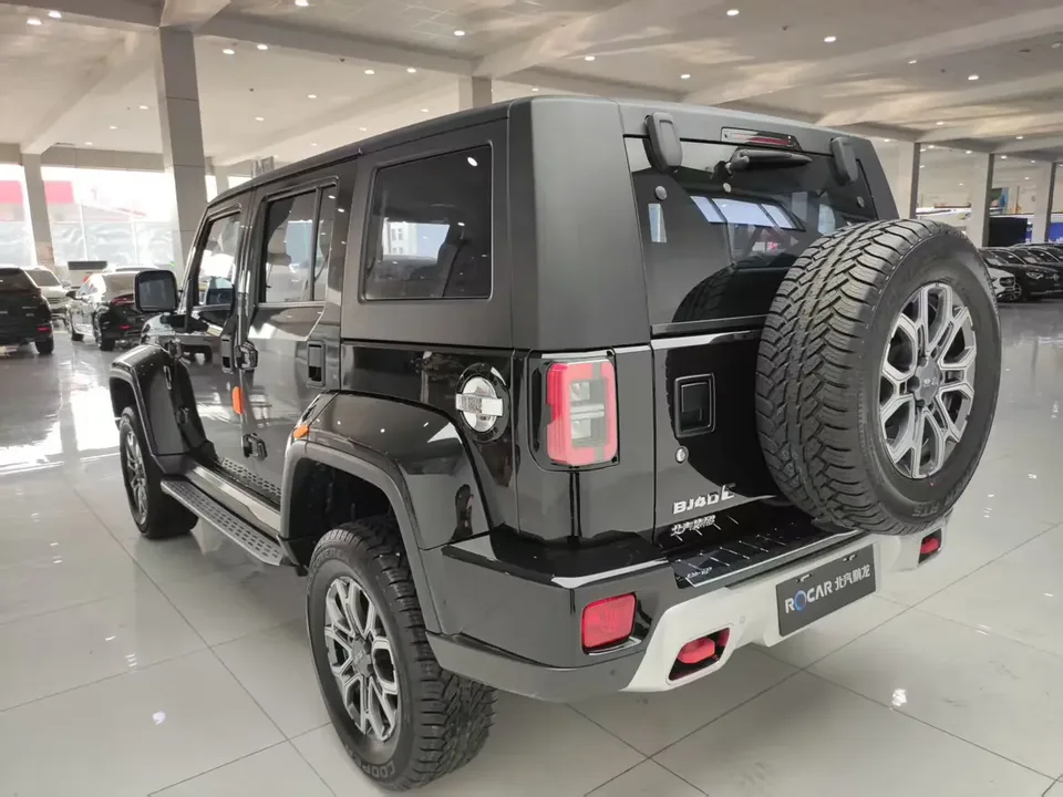 BAIC Beijing Off-road BJ40 2.0T Automatic 4WD City Hunter Glory Edition 2024 — миниатюра 5