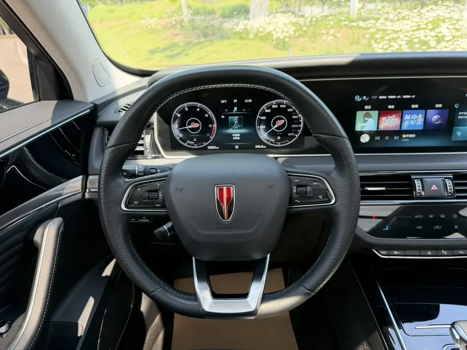 Hongqi HS5 Hongqi HS5 2022 facelift 2.0T Zhilian Qixiang Edition 2023 — миниатюра 5