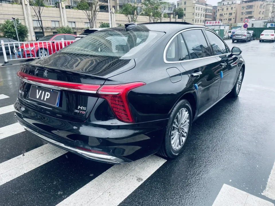 Hongqi H5 Hongqi H5 2023 1.5T DCT Zhilian Qiyue Edition 2023 — миниатюра 4