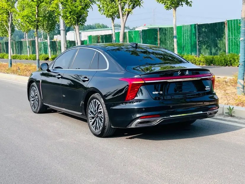 Hongqi H5 Hongqi H5 2023 2.0T Automatic Intelligent Connection Flagship Chang Edition 2023 — миниатюра 2