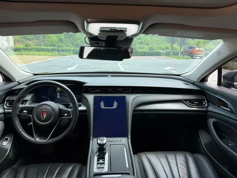 Hongqi H5 Hongqi H5 2023 1.5T DCT Zhilian Qiyue Edition 2023 — миниатюра 3