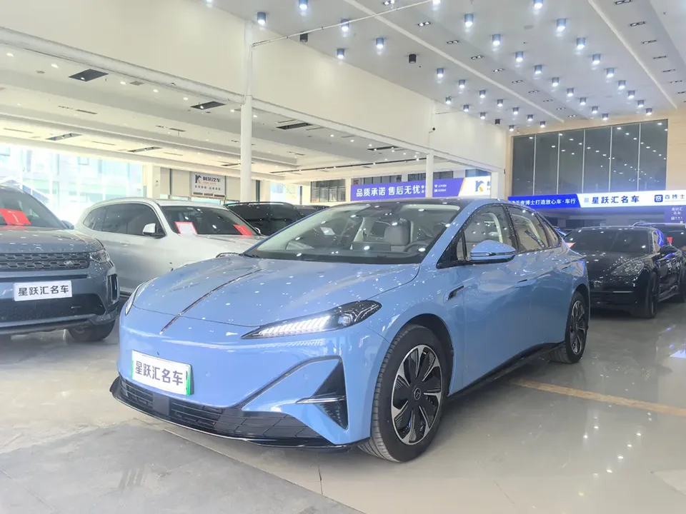 Hongqi Red Flag Tiangong 05 2025