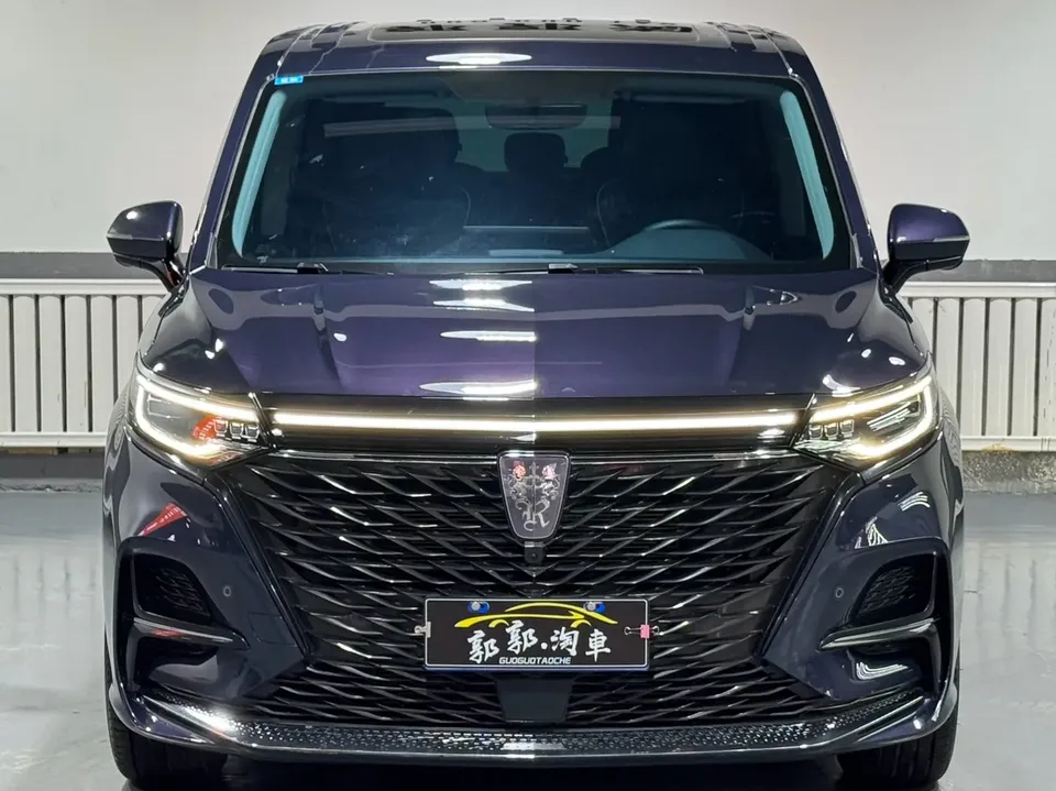 Roewe iMAX8 2022