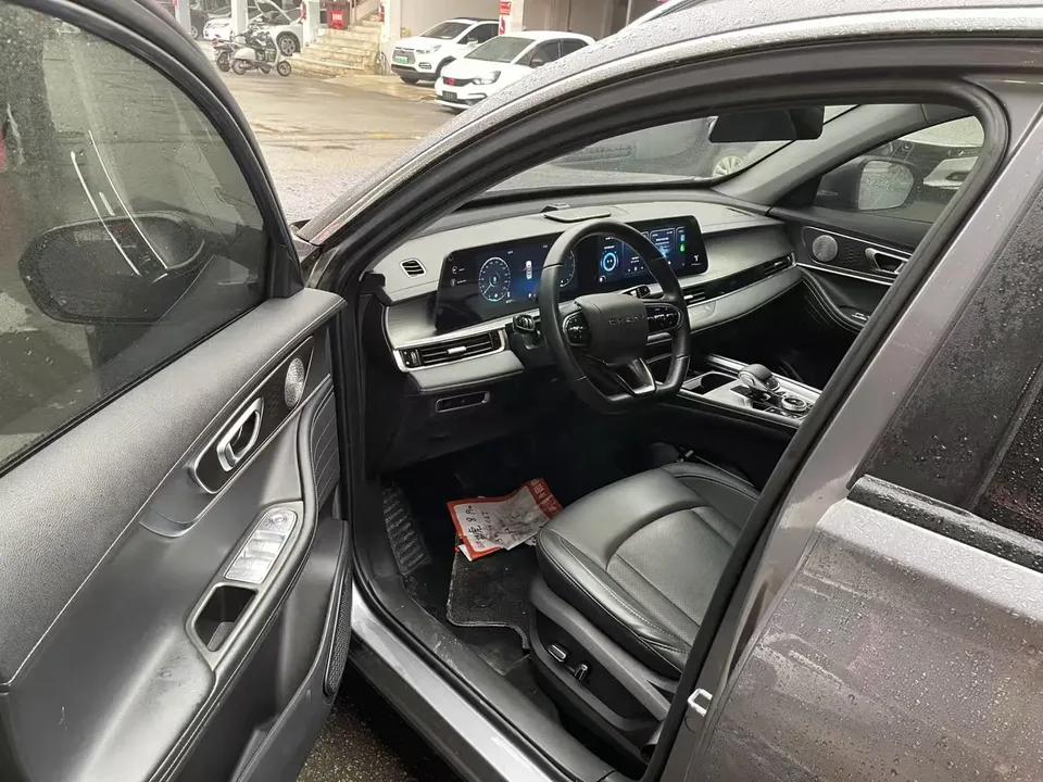 Chery Tiggo 8 Pro 290T 2WD Deep Space Edition 7 Seaters 2022 — миниатюра 5