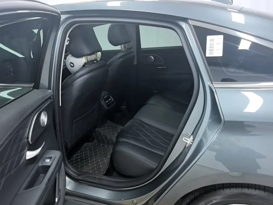 Chery Arrizo 8 PRO 290TGDI DCT Comfort Edition 2025 — миниатюра 5
