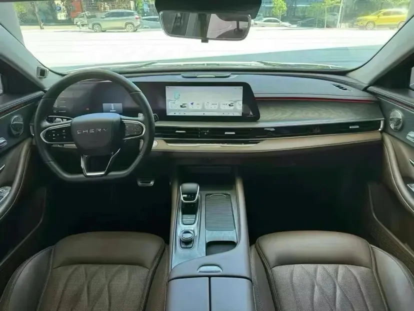 Chery Arrizo 8 High Energy Edition 2.0T DCT 2023 — миниатюра 5