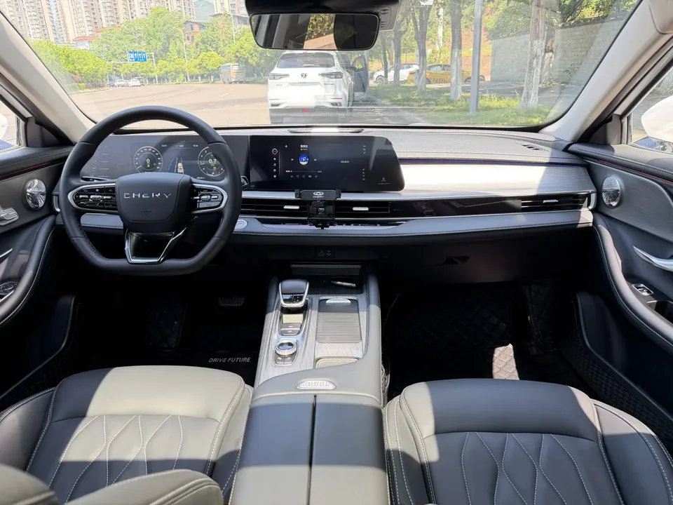 Chery Arrizo 8 1.6TGDI DCT 2023 — миниатюра 2