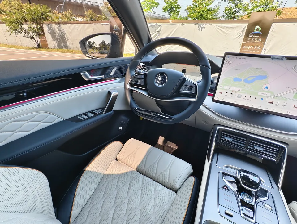 BYD Tang EV Honor Edition 730KM Premium Edition 2024 — миниатюра 5