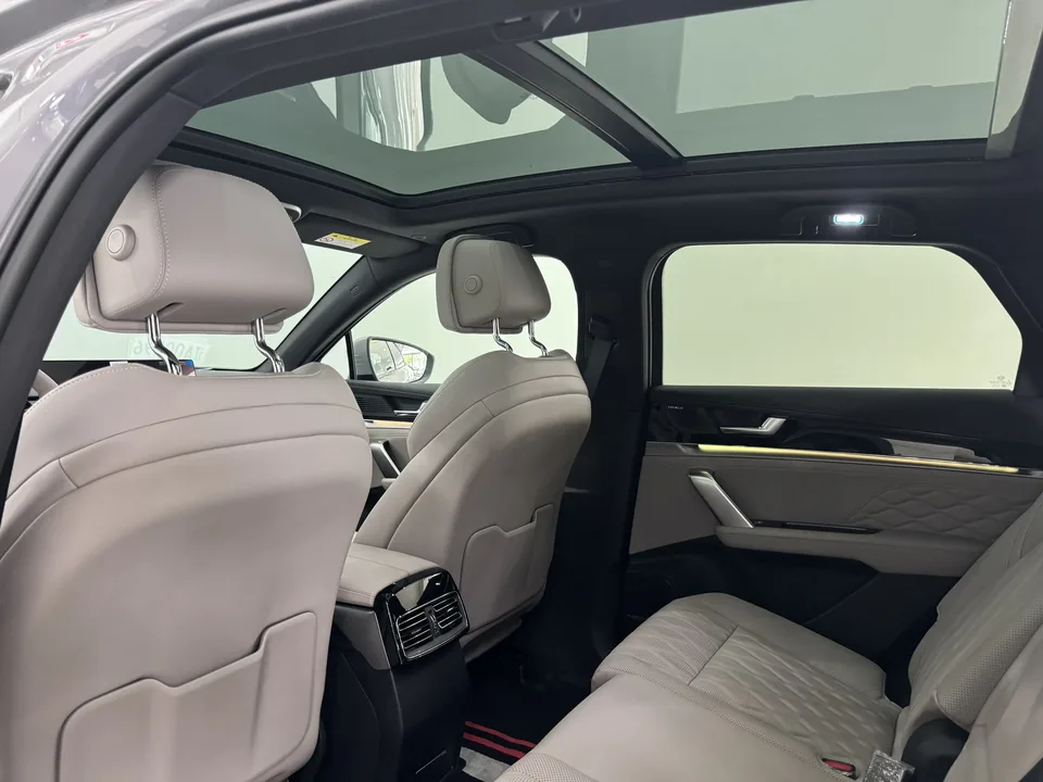 BYD Tang DM Intelligent Driving Edition DM-i 115KM Flagship Model 2025 — миниатюра 5