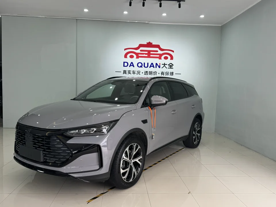BYD Tang DM 2025