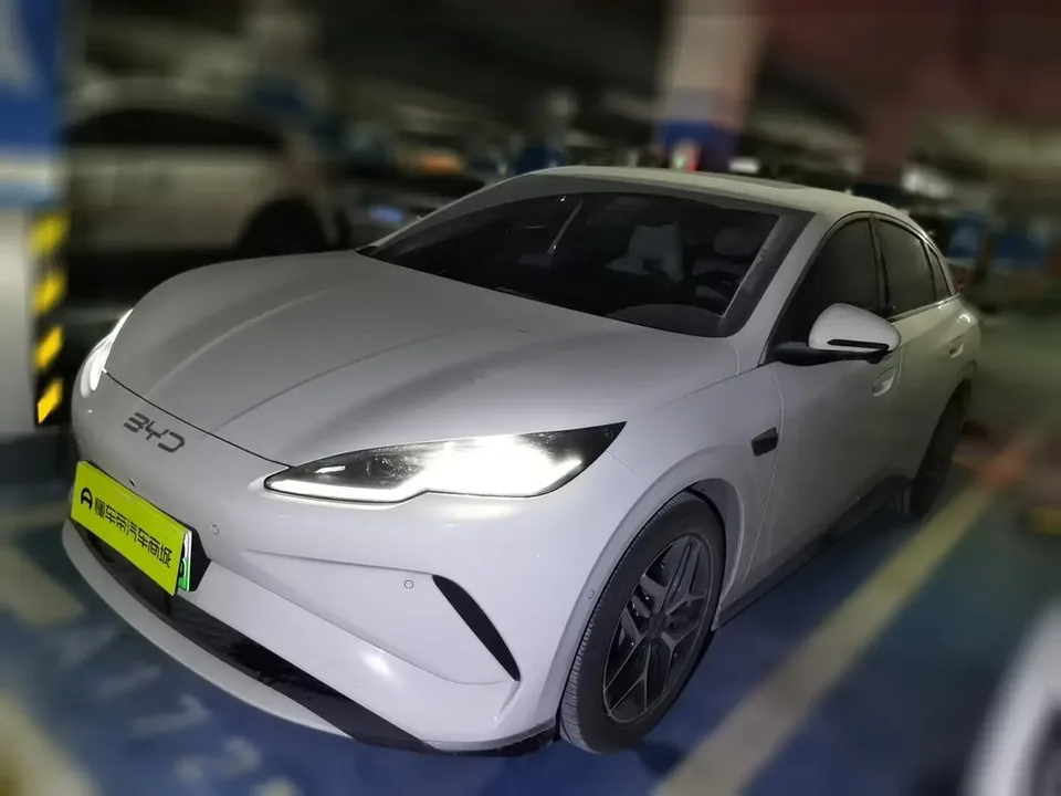 BYD Seal 06EV 2025