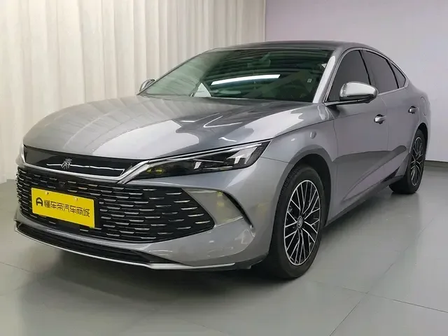 BYD Qin L DM 2024