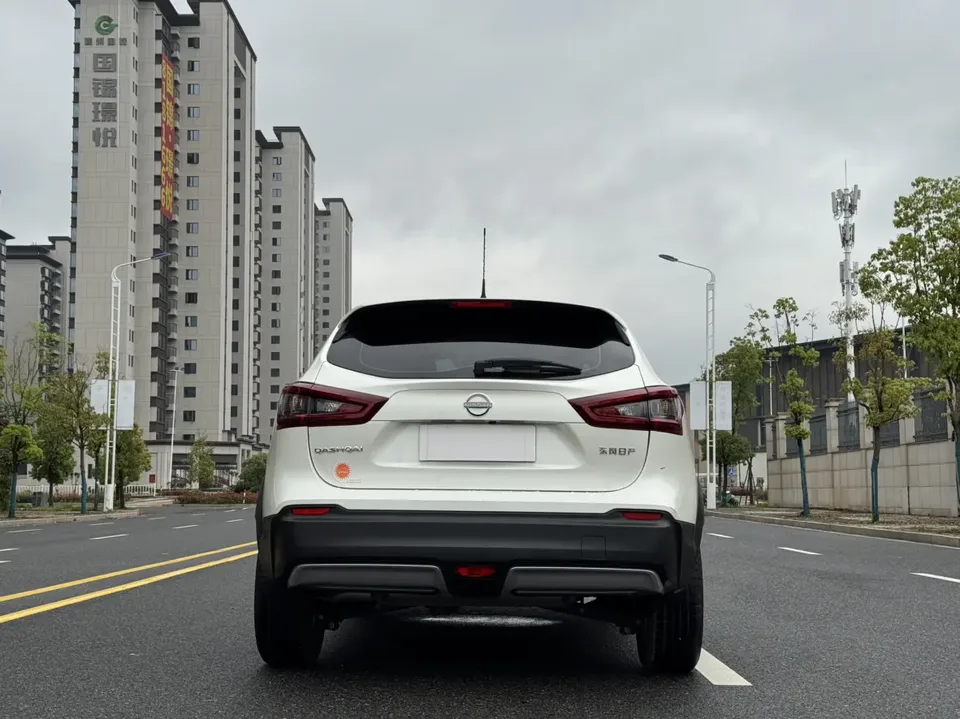 Nissan Qashqai Qashqai 2023 Classic 2.0L Comfort Edition 2024 — thumbnail 2