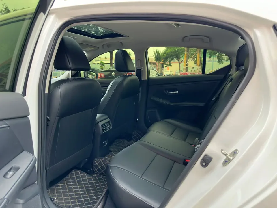Nissan Sylphy 1.6L CVT Enjoy Edition 2024 — миниатюра 3