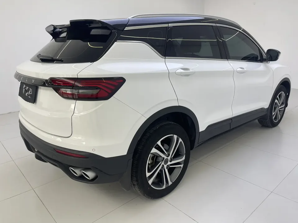 Geely Coolray SX11 240T DCT Diamond Edition 2022 — миниатюра 5