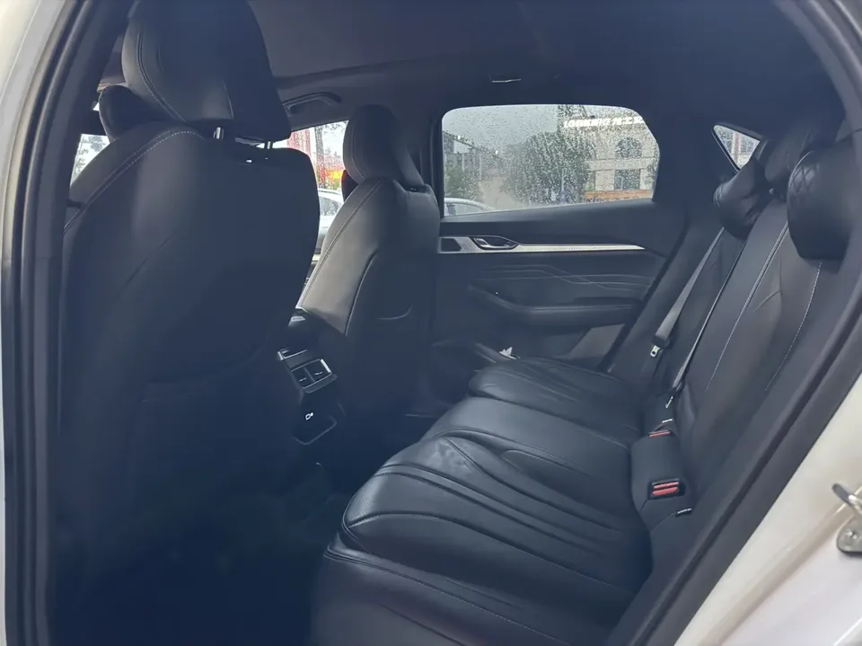 Geely Preface Xing Rui 2025 1.5T Dongfang Yao Jinghong Edition 2025 — thumbnail 3