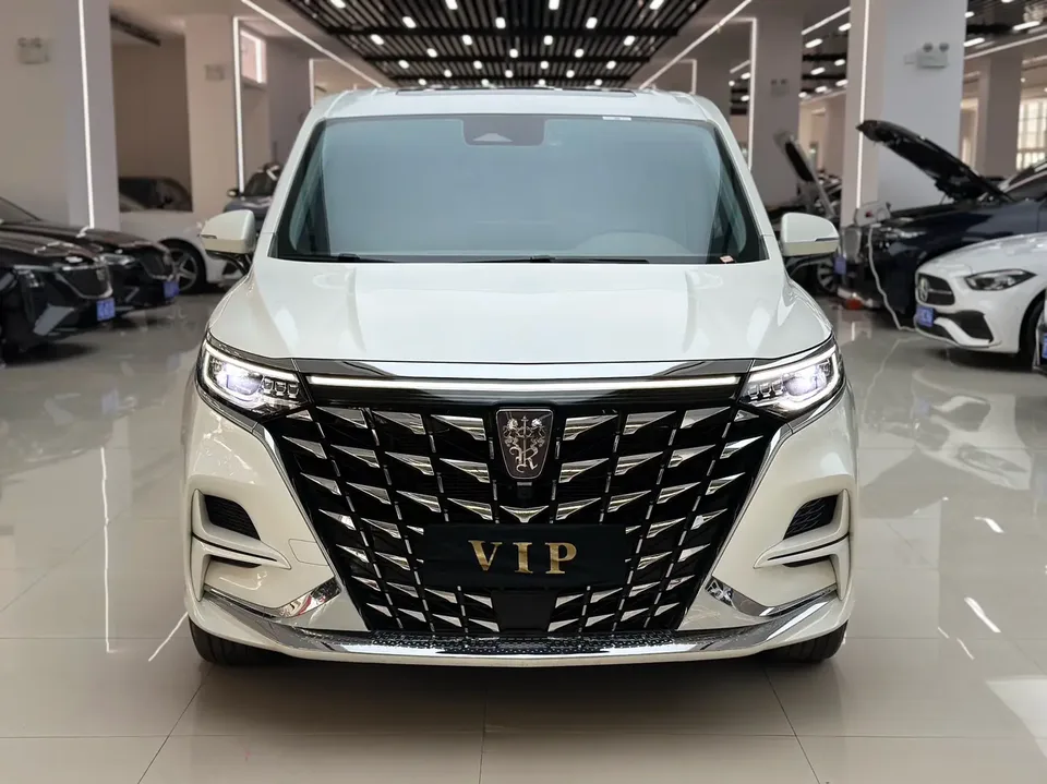 Roewe iMAX8 DMH 2025