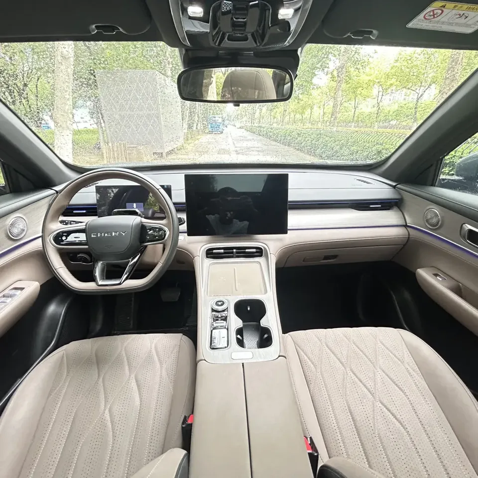 Chery Tiggo 8 PLUS Tiggo 8 PLUS 2025 Kunpeng 290TGDI DCT Premium 5-seater 2024 — миниатюра 5