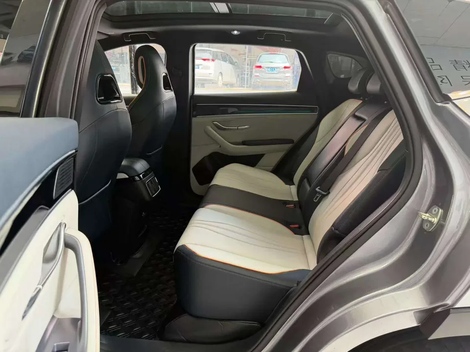 BYD Song PLUS DM DM-i Champion Edition 110KM Flagship Model 2023 — миниатюра 4