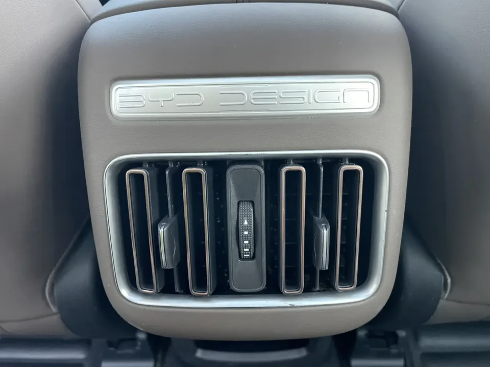 BYD Song Pro DM Song Pro DM 2022 Song Pro DM 2022 DM-i 51km Premium Edition 2022 — thumbnail 4
