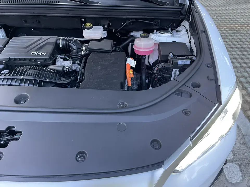 BYD Song Pro DM Song Pro DM 2022 Song Pro DM 2022 DM-i 51km Premium Edition 2022 — thumbnail 5
