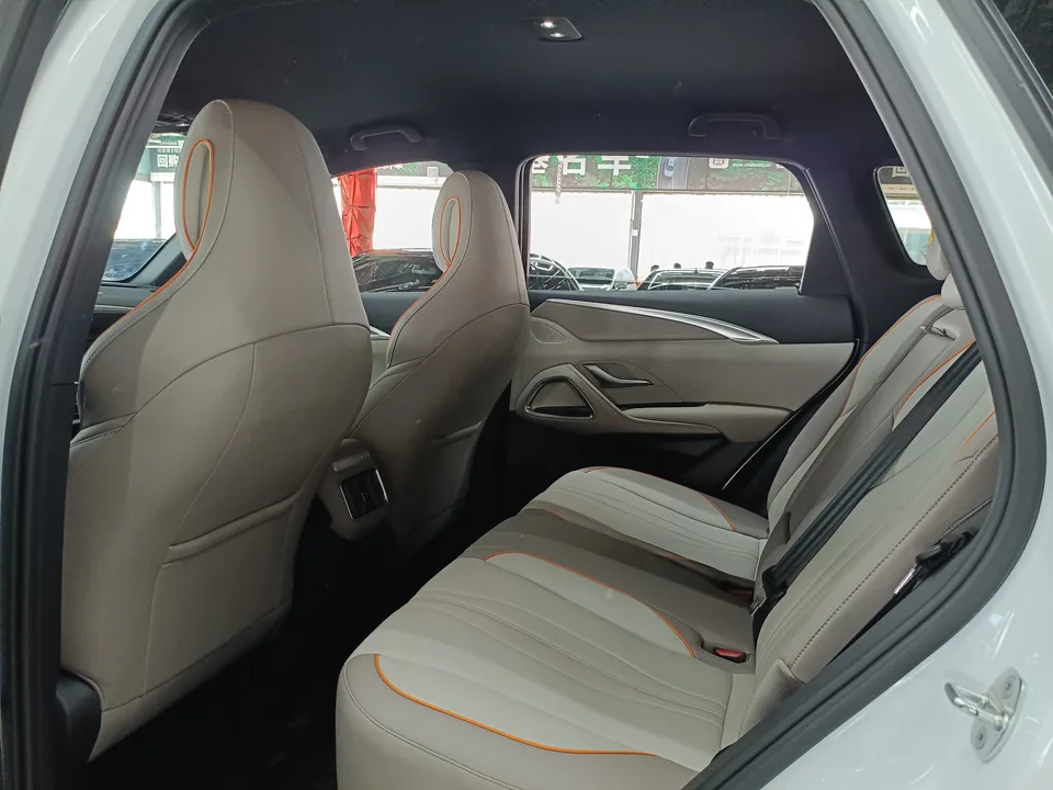 BYD Song Pro DM Song Pro DM 2024 DM-i Honor Edition 71km Pilot Edition 2024 — thumbnail 3